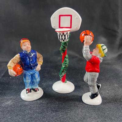Lot 147 | Holiday Hoops