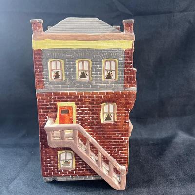 Lot 155 | Grocery - 1984
