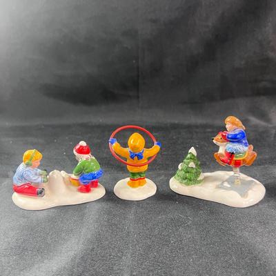Lot 157 | Frosty Playtime