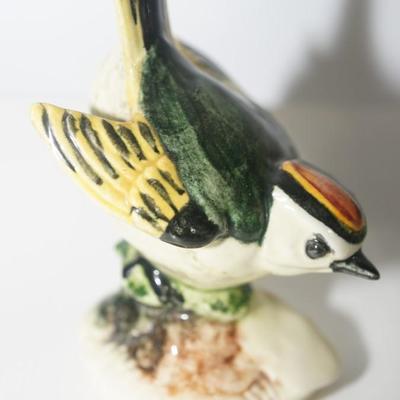 GROUPING OF FOUR CERAMIC AND HAND PAINTED STANGLE BIRDS