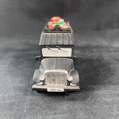 Lot 166 | Bachman’s Floral Truck | Die-Cast
