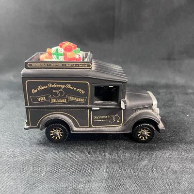Lot 166 | Bachman’s Floral Truck | Die-Cast