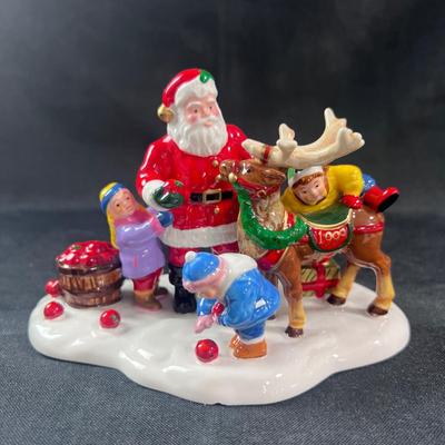 Lot 171 | Santa Comes to Town 1999