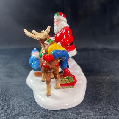 Lot 171 | Santa Comes to Town 1999