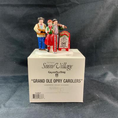 Lot 194 | Grand Ole Oprah Carolers