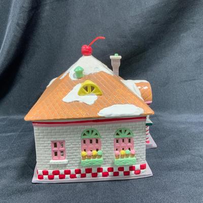 Lot 206 | 56 Flavors Ice Cream Parlor