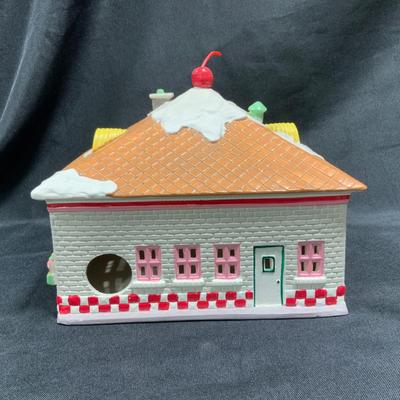 Lot 206 | 56 Flavors Ice Cream Parlor