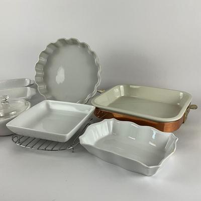 246 Large lot of Corning / Bake ware