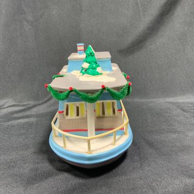 Lot 238 | The Jingle Belle Houseboat