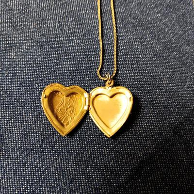 2 GOLD TONE CHAINS AND A HEART LOCKET