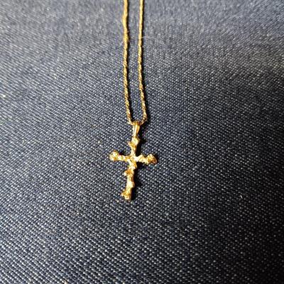 14K GOLD CROSS AND CHAIN