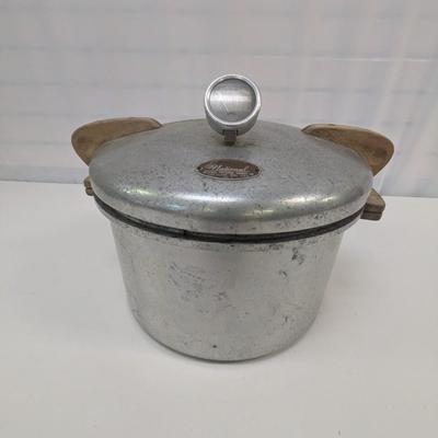 Vintage National Pressure Cooker No. 7