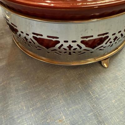 Stoneware casserole with metal stand & lid