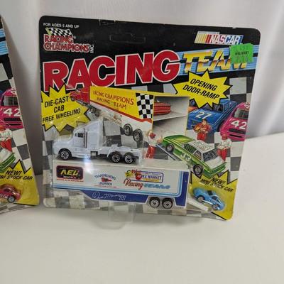 Racing Champions NASCAR Racing Team Die Cast Cars (#8)