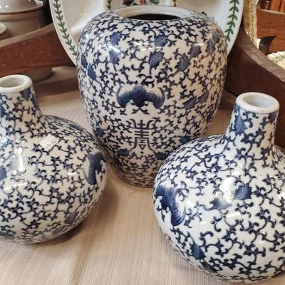 Blue white ginger jar and vases 