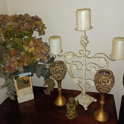 CANDELABRA, PAIR OF GOLD CANDLE HOLDERS, ANGEL AND FAUX FLOWERS