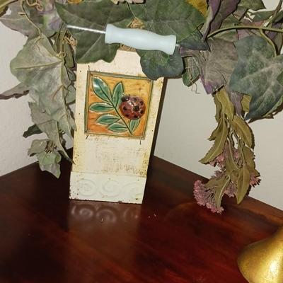 CANDELABRA, PAIR OF GOLD CANDLE HOLDERS, ANGEL AND FAUX FLOWERS