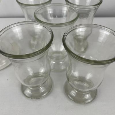 Large goblet, 5 small clear glasses with 2 vintage beer glasses