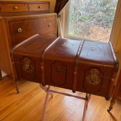 786 Antique Aristo Bentwood Steamer Trunk