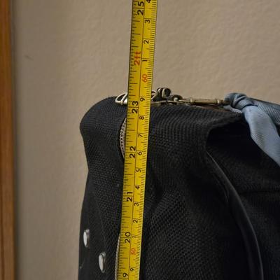 American Tourister Folding Clothes Hanging Luggage