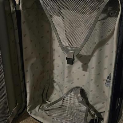American Tourister Rolling Luggage