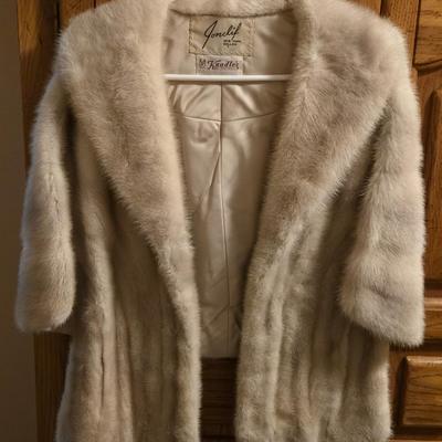 Vintage Ladies Real Blue Grey Mink Wrap