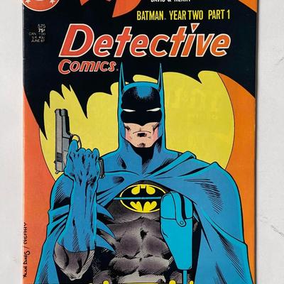 Detective Comics Issue #575