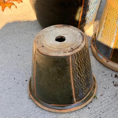 Four Matching Ceramic Pots (Y-DZ)
