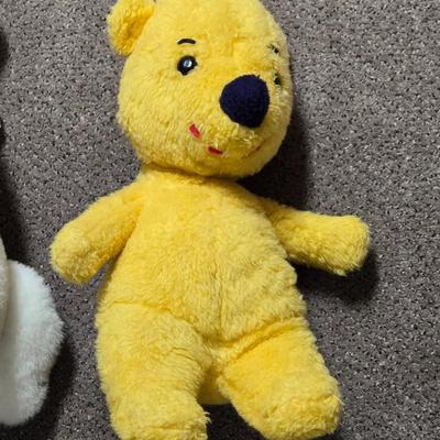 Vintage Plush Seal and Winnie the Pooh