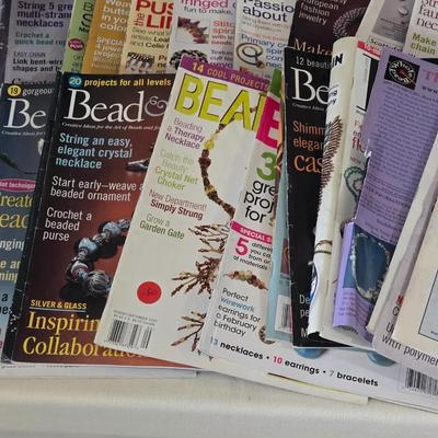 Large Lot of Beading Magazines #1