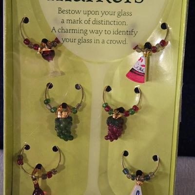 Chop & Scoop Knife and Wine Glass Ornament Markers