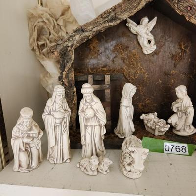 Vintage Ceramic Nativity Set 16 pieces