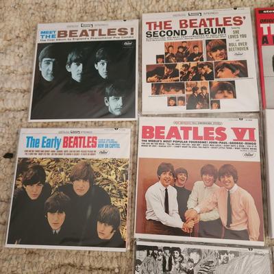 The Beatles The U.S. Albums Collection set 13 Replica Mini Albums CDs Booklet and More