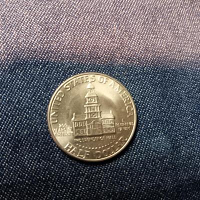 6 KENNEDY BICENTENNIAL HALF DOLLARS