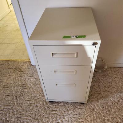 Hon Metal 3 Drawer File Cabinet on Casters