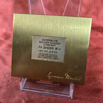 Vintage Gold Nugget-Style Ladies Compact