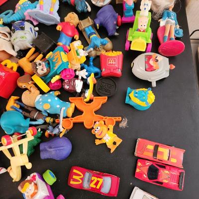 Large Lot of Vintage Collectables Fisher Price Hot Wheels McDonalds Trolls Matchbox Batman Garfield