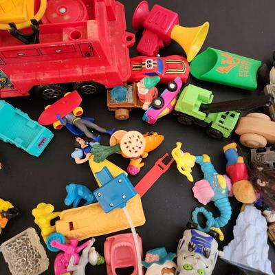 Large Lot of Vintage Collectables Fisher Price Hot Wheels McDonalds Trolls Matchbox Batman Garfield