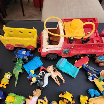 Large Lot of Vintage Collectables Fisher Price Hot Wheels McDonalds Trolls Matchbox Batman Garfield
