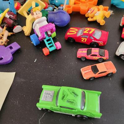 Large Lot of Vintage Collectables Fisher Price Hot Wheels McDonalds Trolls Matchbox Batman Garfield
