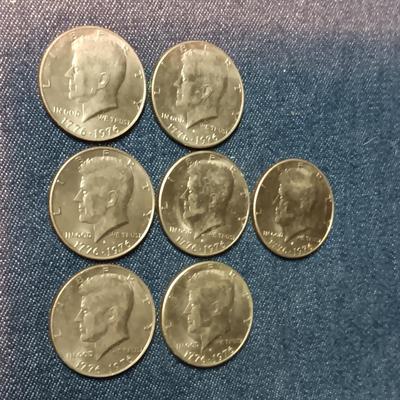 7 BICENTENNIAL KENNEDY HALF DOLLARS