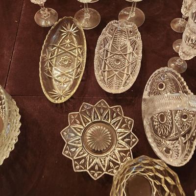 Large Lot of Glassware Wine Glasses, Serving Bowls, Candle Sticks, Stemware