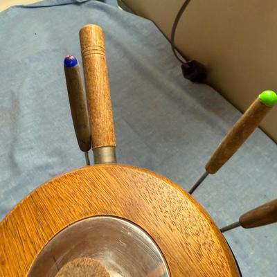 1960’s fondue pot