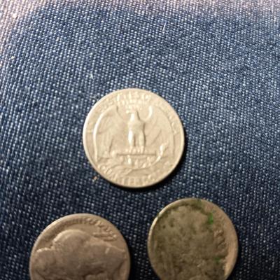 1966 QUARTER, 2 INDIAN HEAD & ONE 1958 NICKELS