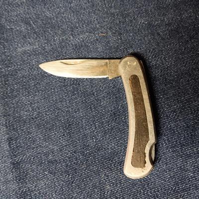SCHRADE AND KERSHAW FOLDING KNIVES