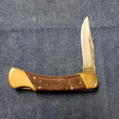 SCHRADE AND KERSHAW FOLDING KNIVES