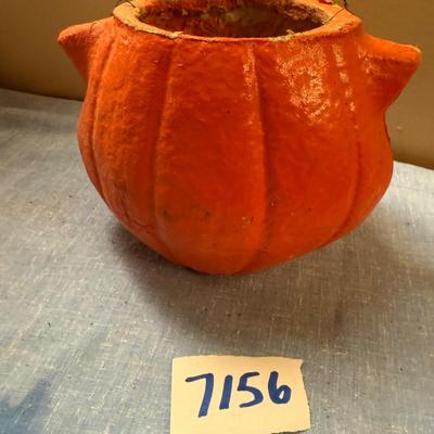 Paper mache cat pumpkin