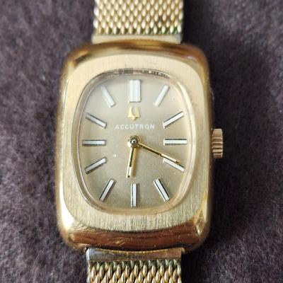 Lot of 3 Women's Watchers Pulsar Working , Advance, Accutron by Bulova