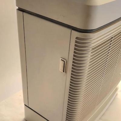 463 Holmes Air Purifier/Ionizer