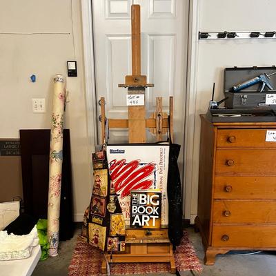 Lot 480 Easel With Art Book & Drawing Pad Lot